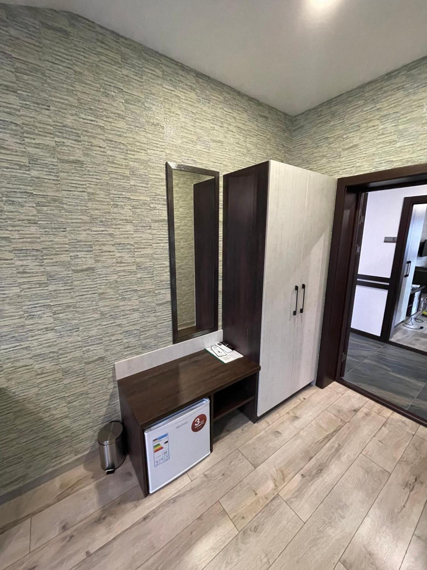 Ні Пуху, Ні Пера! Hotel Reshetylivka Kültér fotó